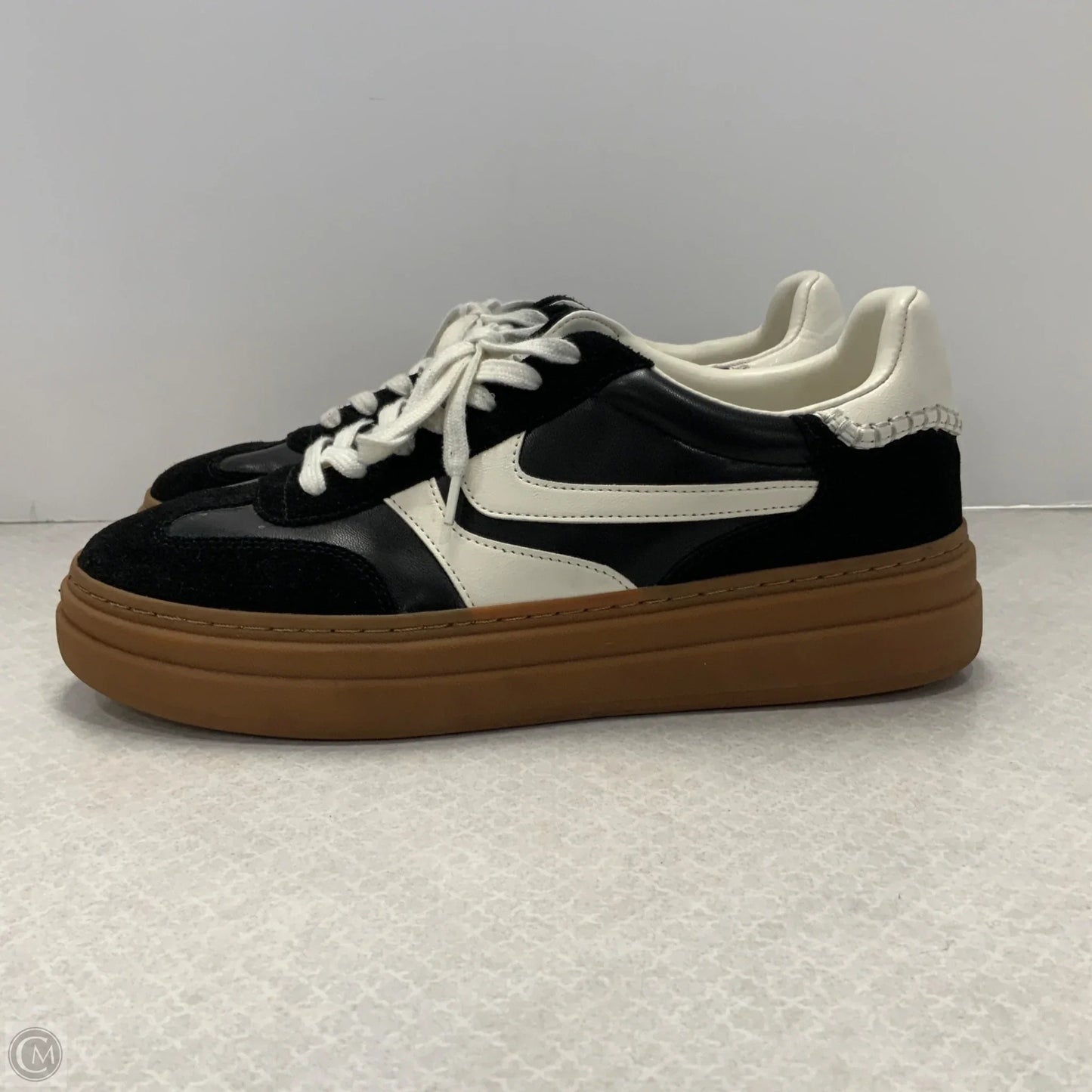 Shoes Sneakers By Steve Madden In Black, Size: 11