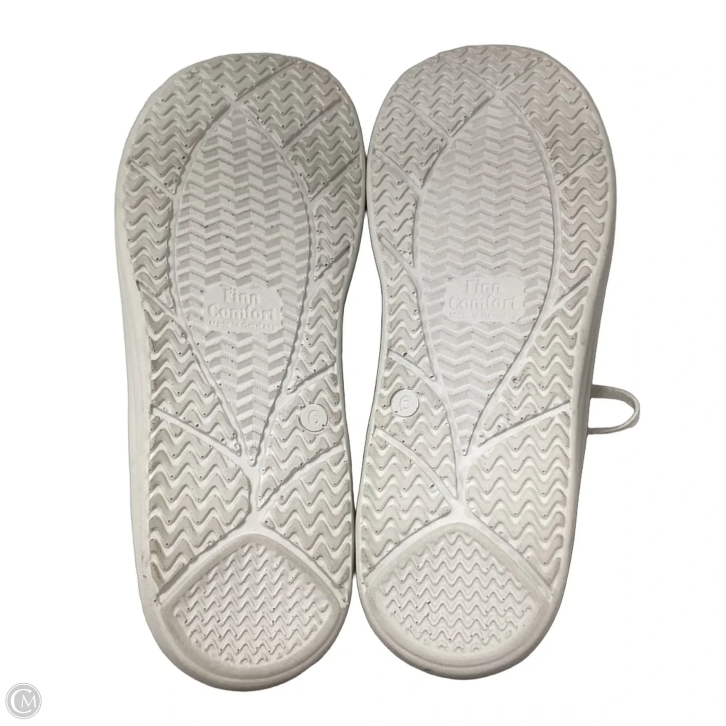 Shoes Sneakers By Finn Comfort In Grey, Size: 6