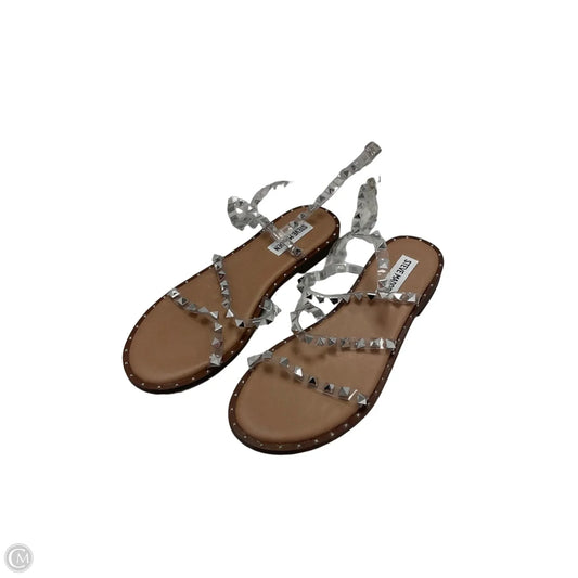 Sandals Flats By Steve Madden In Silver, Size: 7