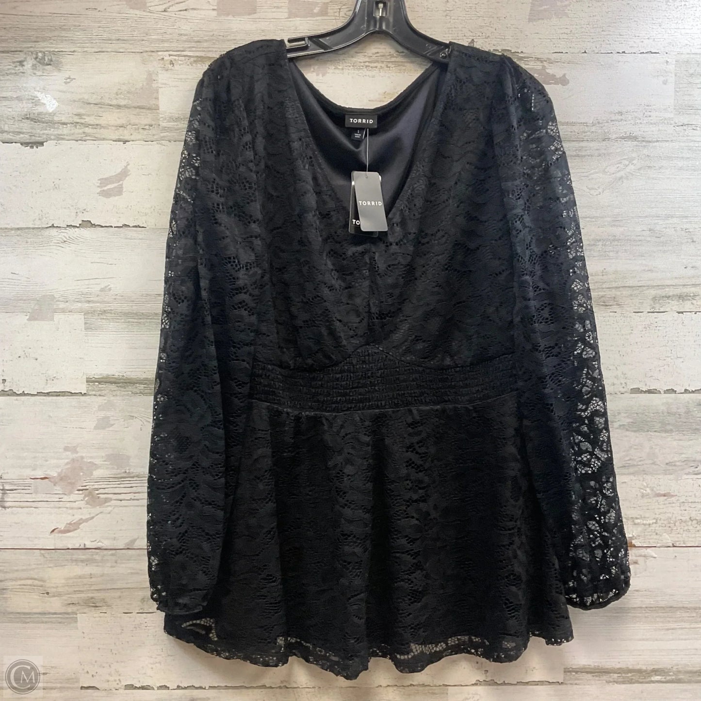 Top Long Sleeve By Torrid In Black, Size: 1x