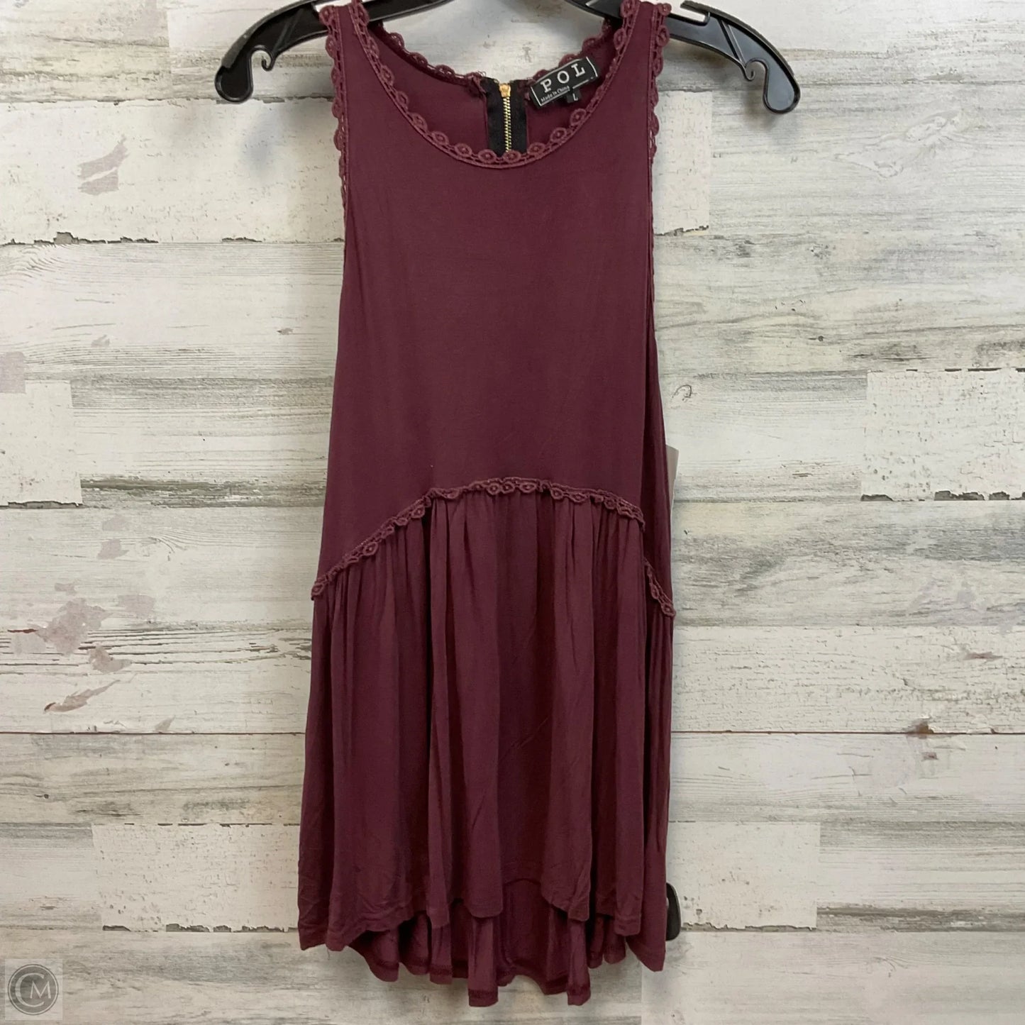 Top Sleeveless By Pol In Maroon, Size: L