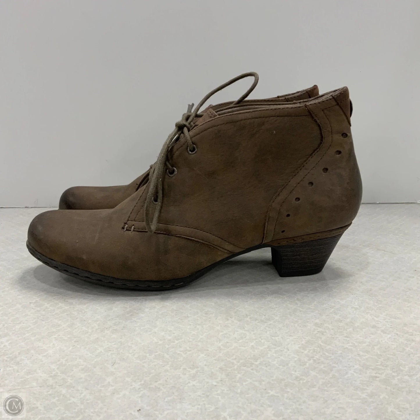 Boots Ankle Heels By Cobb Hill In Brown, Size: 8.5