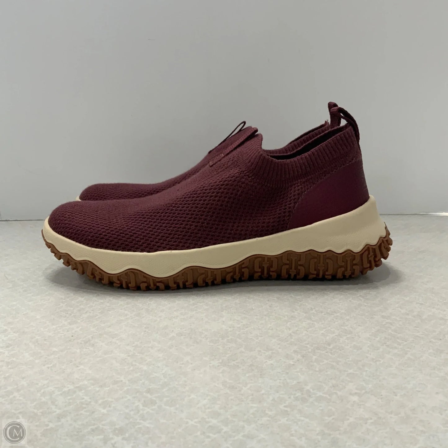 Shoes Sneakers By L.l. Bean In Maroon, Size: 8
