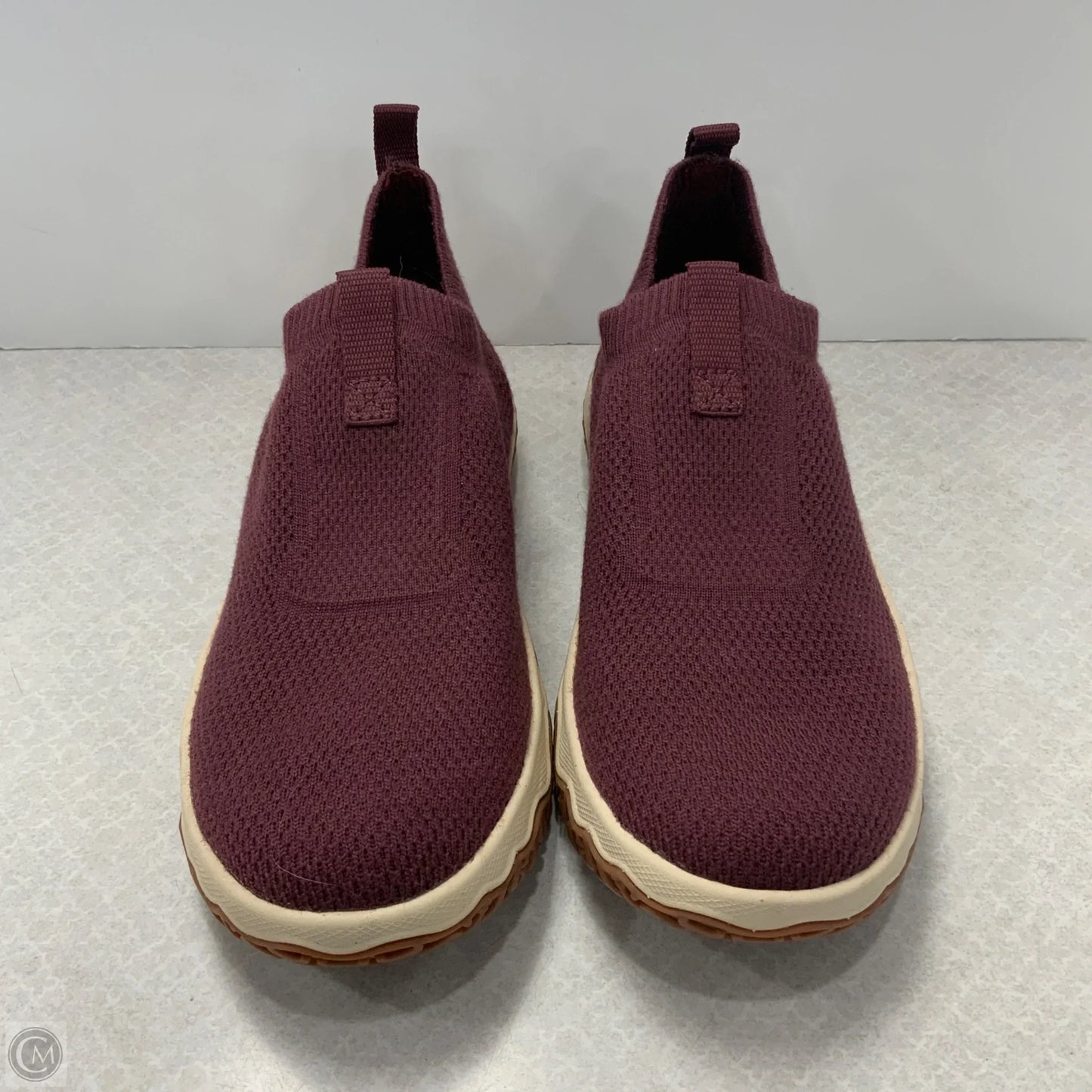 Shoes Sneakers By L.l. Bean In Maroon, Size: 8