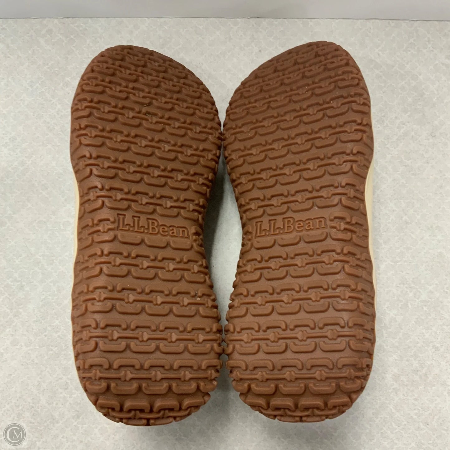 Shoes Sneakers By L.l. Bean In Maroon, Size: 8