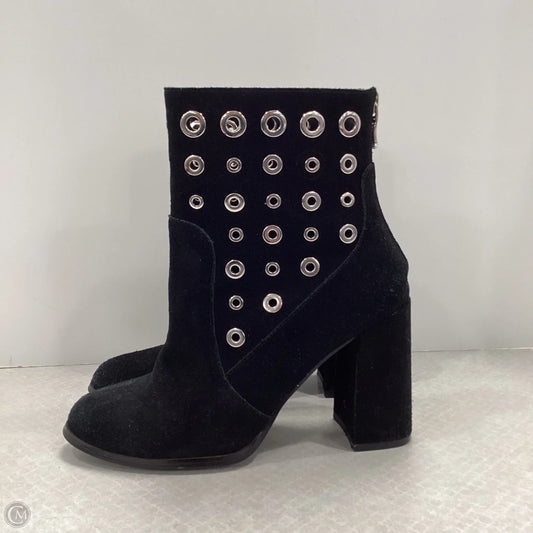 Boots Ankle Heels By Chinese Laundry In Black, Size: 8.5