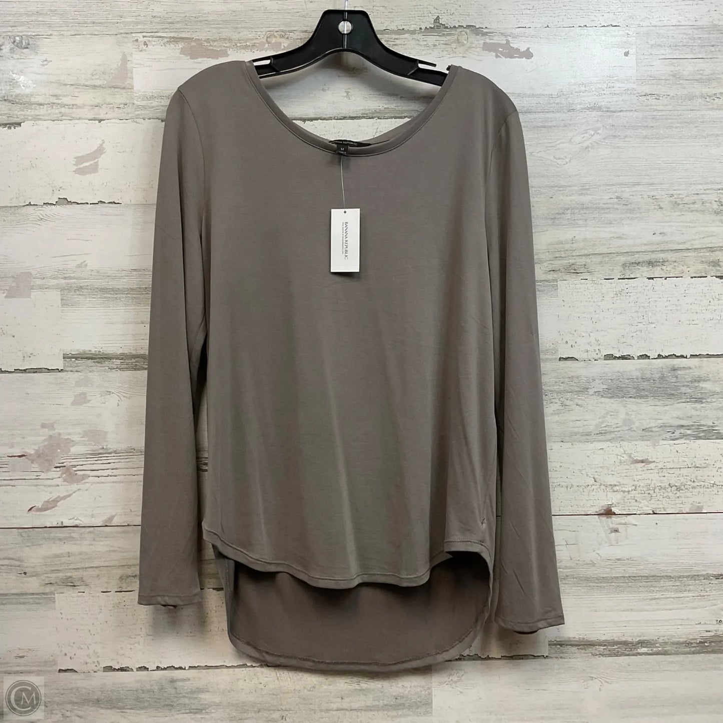 Top Short Sleeve Basic By Banana Republic In Taupe, Size: M