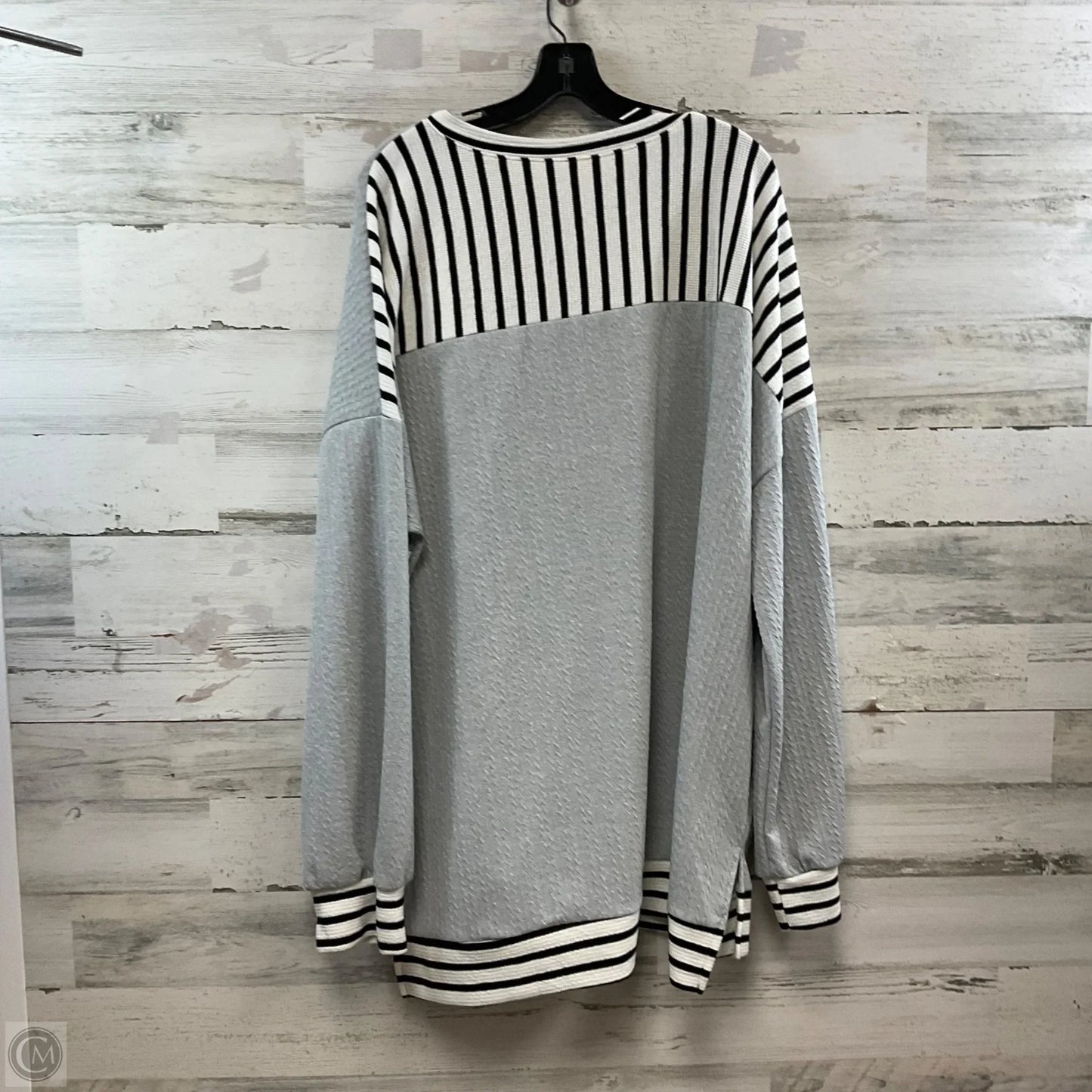 Top Long Sleeve By Celeste In Grey, Size: 3x