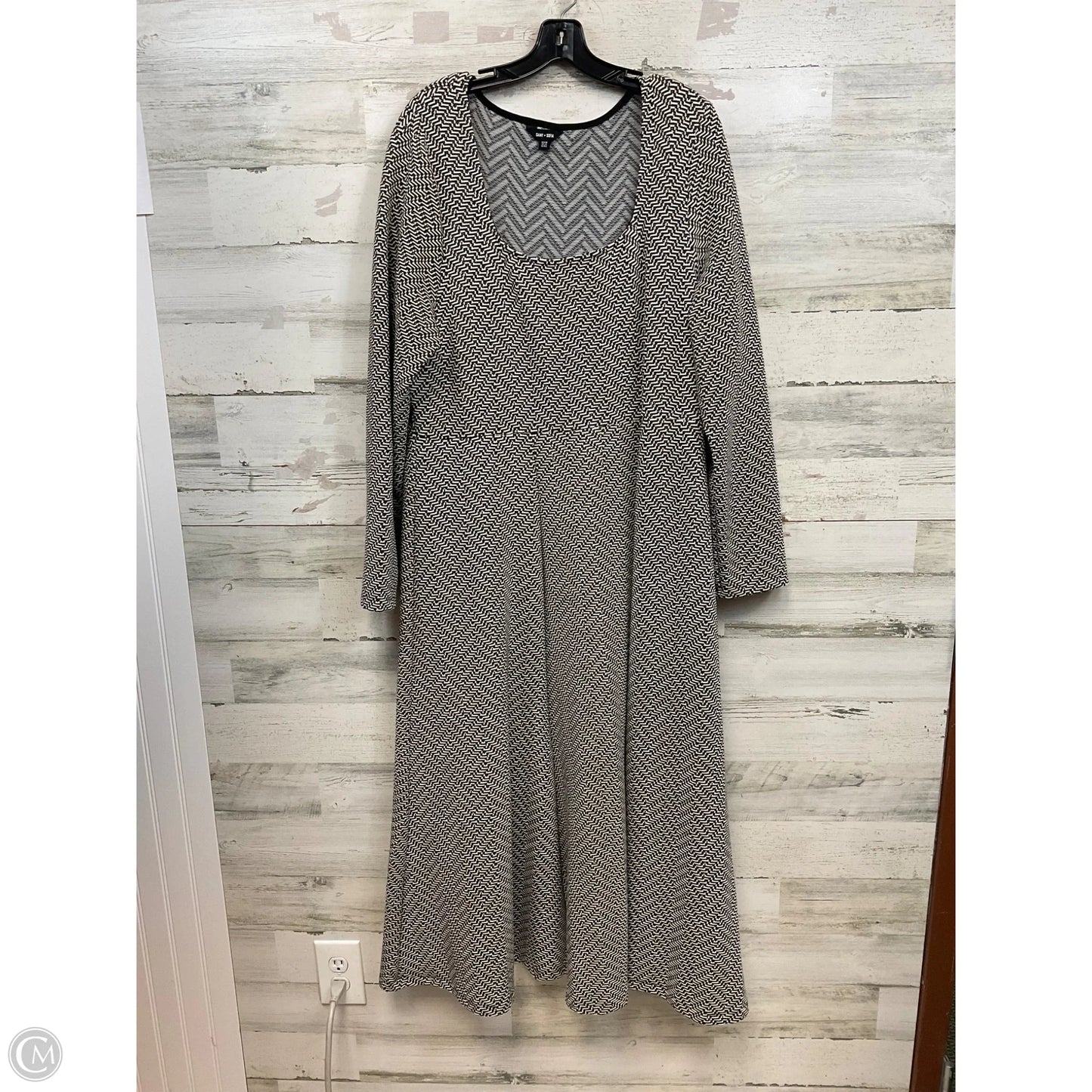 Dress Work By SAINT + SOFIA In Black & White, Size: 2x