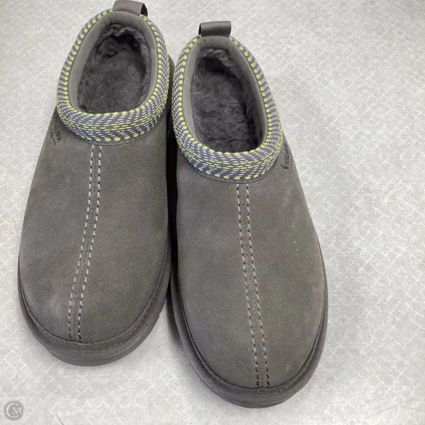 Shoes Flats By Koolaburra By Ugg In Grey, Size: 7