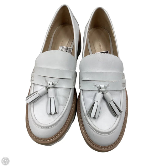 Shoes Flats By Zara In White, Size: 10
