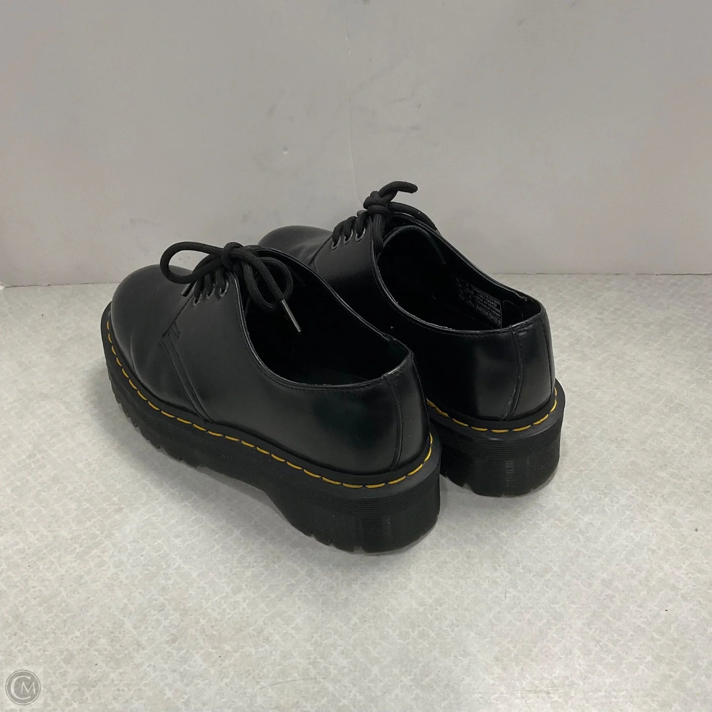 Shoes Flats By Dr Martens In Black, Size: 8
