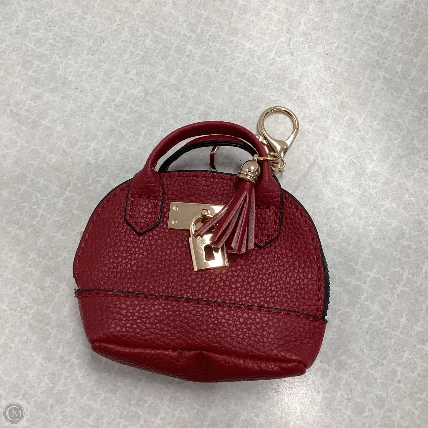 Key Chain By Clothes Mentor, Size: Small