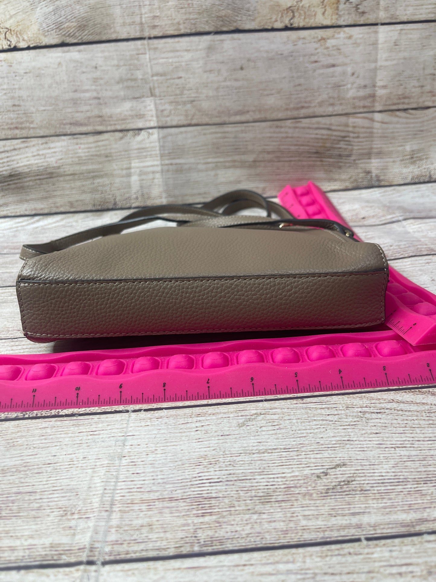 Crossbody Leather By Lodis, Size: Large