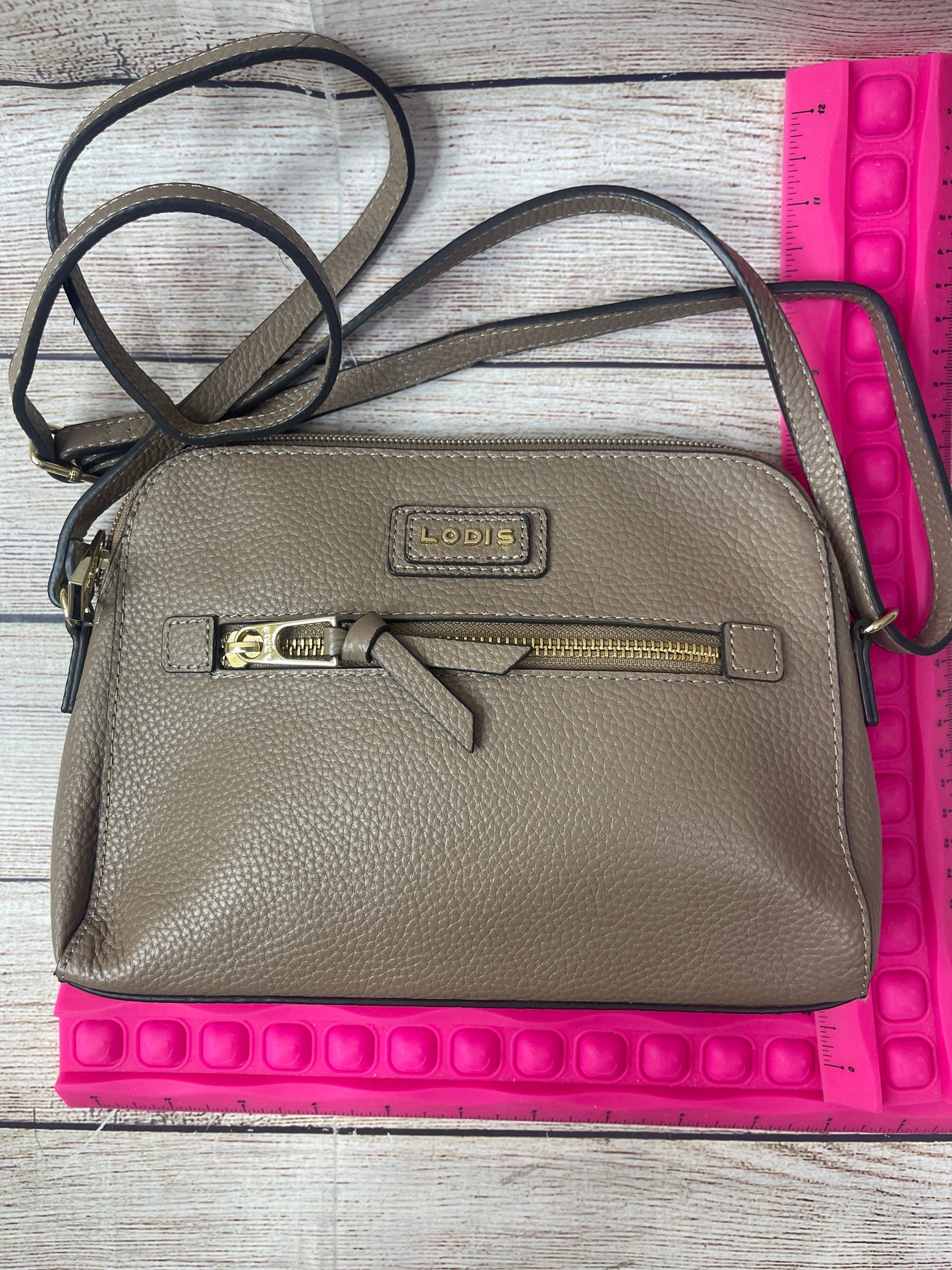 Crossbody Leather By Lodis, Size: Large