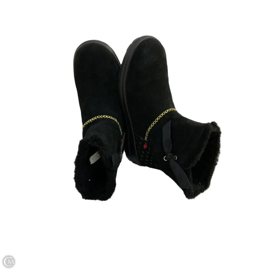 Boots Designer By Ugg In Black, Size: 10