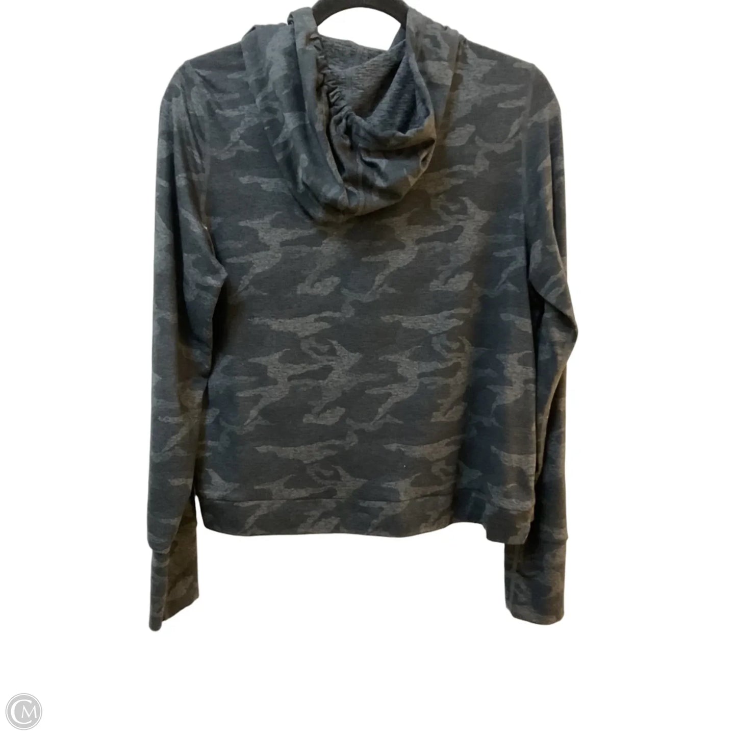 Athletic Top Long Sleeve Hoodie By Vuori In Camouflage Print, Size: S