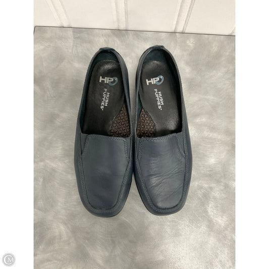 Shoes Flats By Hush Puppies In Navy, Size: 6