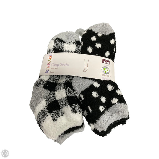 Socks By Joyspun In Black & White, Size: Osfm