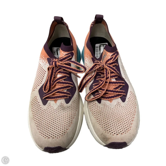 Shoes Athletic By Clothes Mentor In Cream & Pink, Size: 9