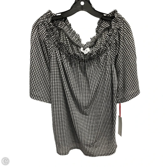Top Short Sleeve By Elle In Checkered Pattern, Size: Xl
