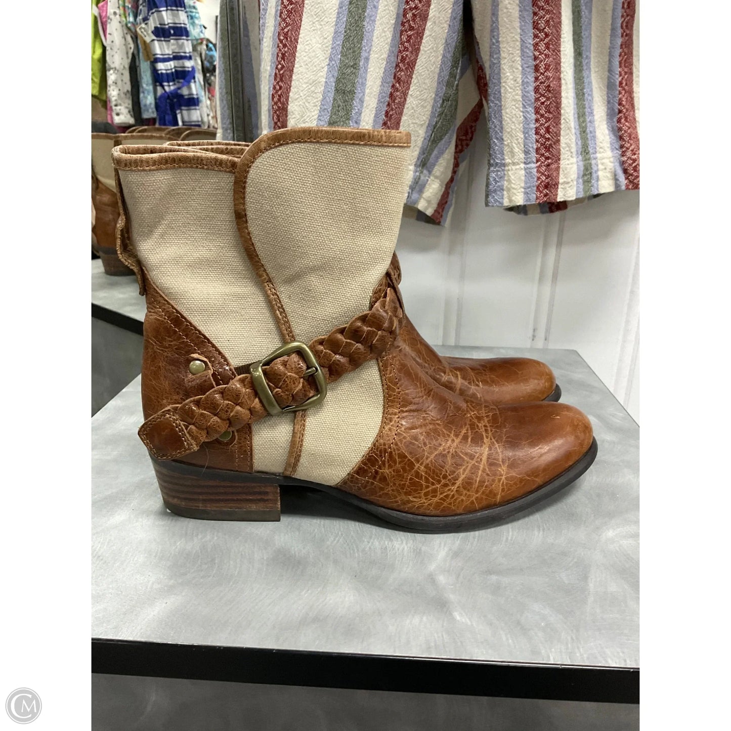 Boots Western By Ariat In Brown, Size: 7