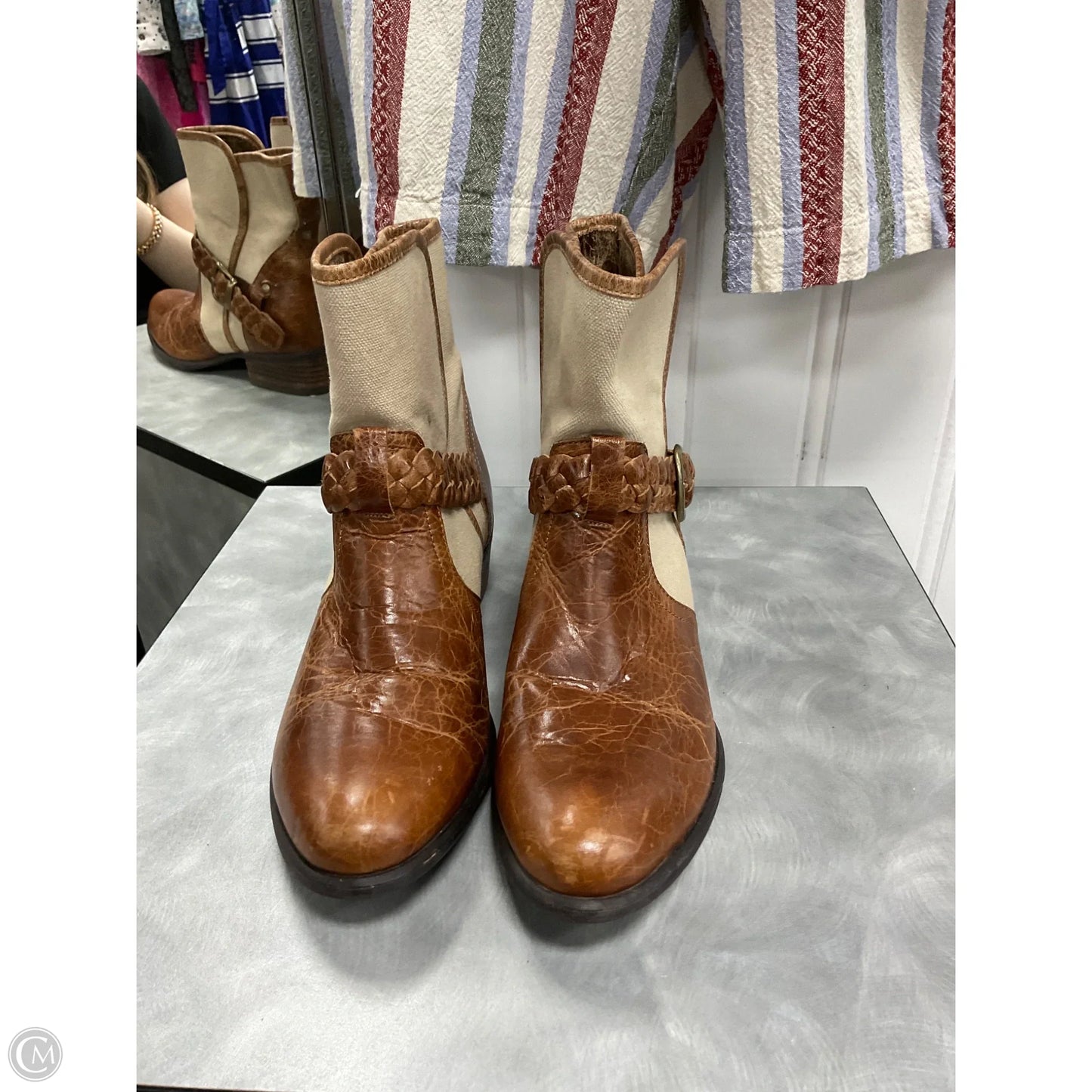 Boots Western By Ariat In Brown, Size: 7