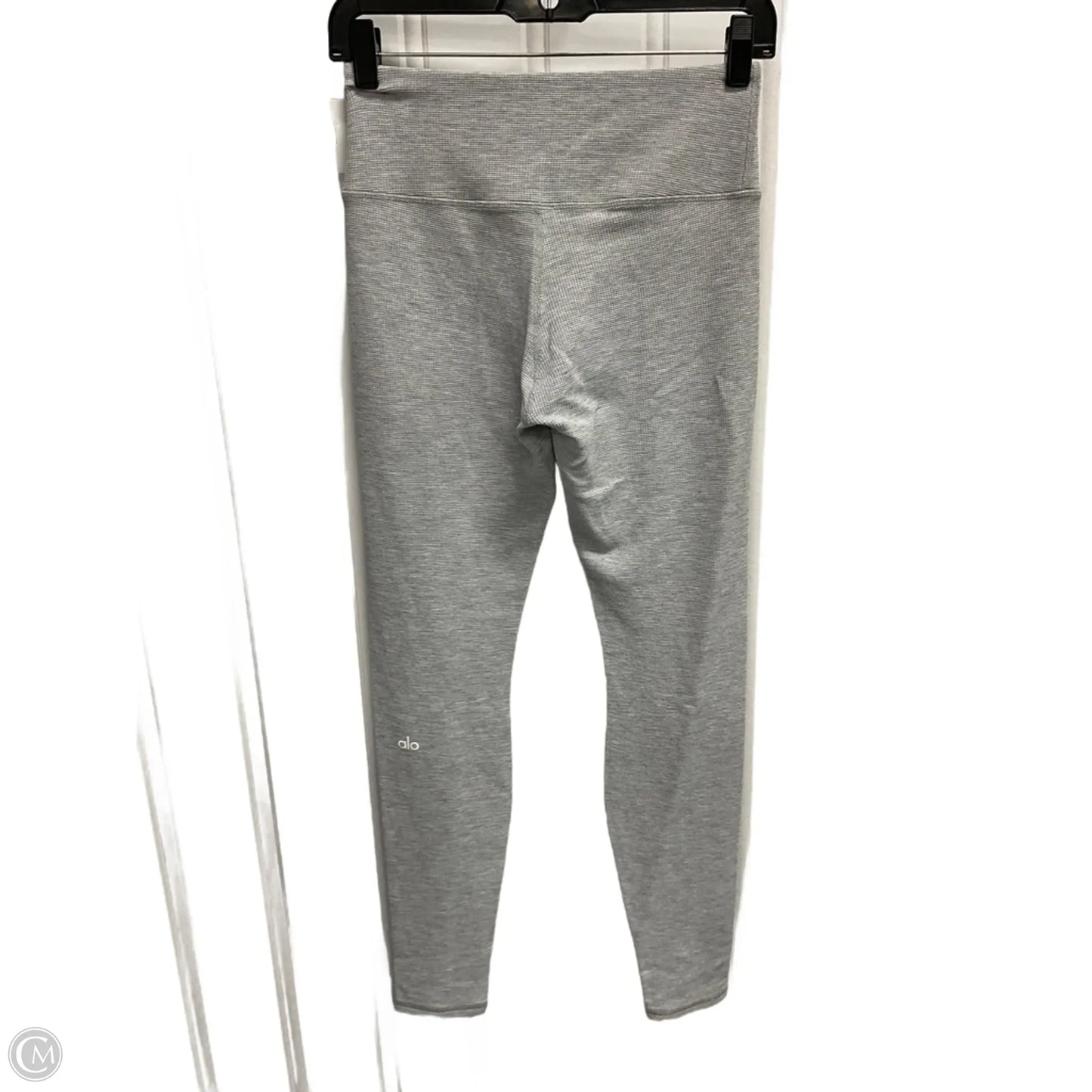 Athletic Leggings By Alo In Grey, Size: M