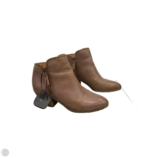 Boots Designer By Frye In Brown, Size: 6.5
