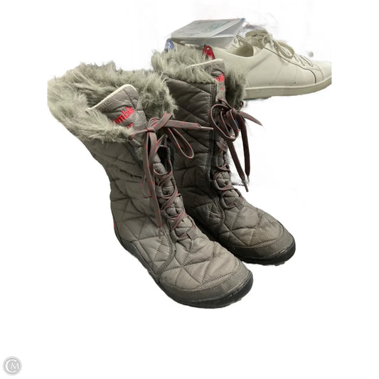 Boots Snow By Columbia In Grey, Size: 7