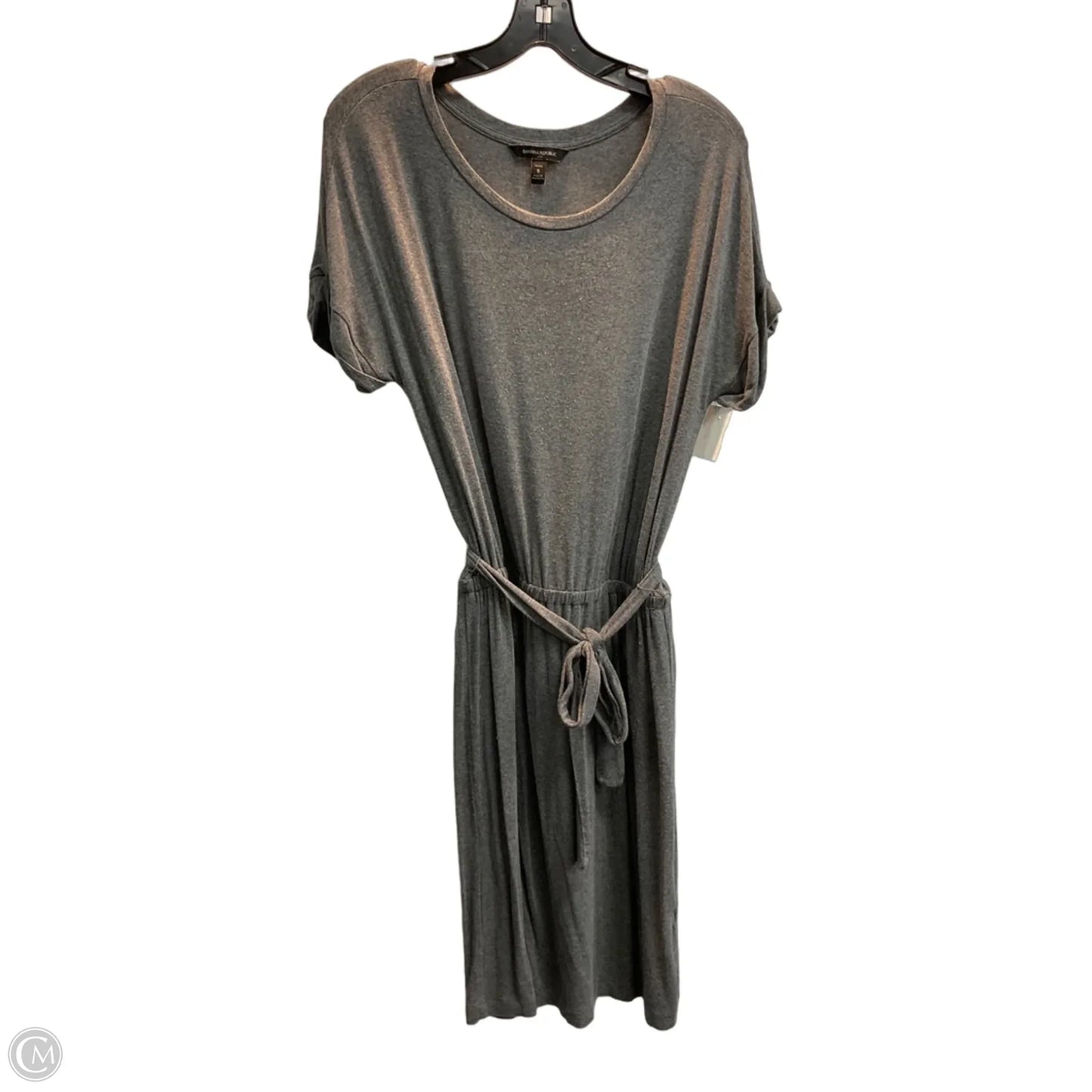 Dress Casual Short By Banana Republic In Grey, Size: Sp