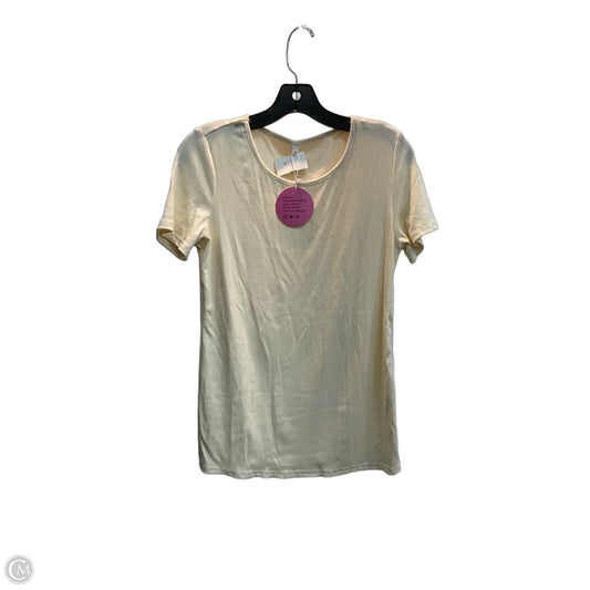 Top Short Sleeve Basic By Clothes Mentor In Cream, Size: M