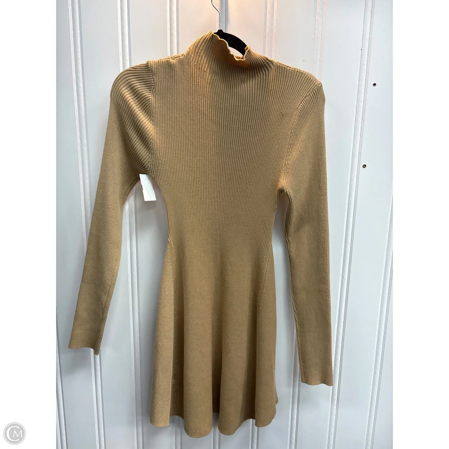 Dress Sweater By Clothes Mentor In Tan, Size: L