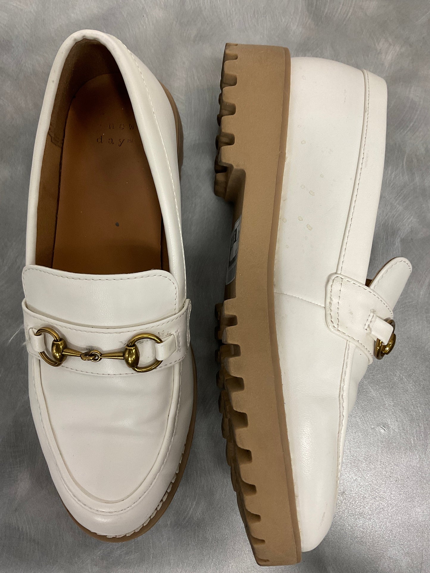 Shoes Flats By A New Day In White, Size: 6.5