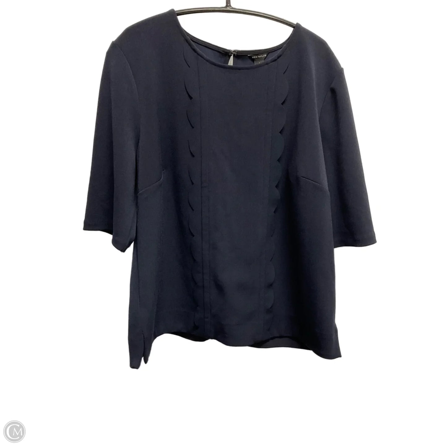 Blouse Short Sleeve By Ann Taylor In Navy, Size: L