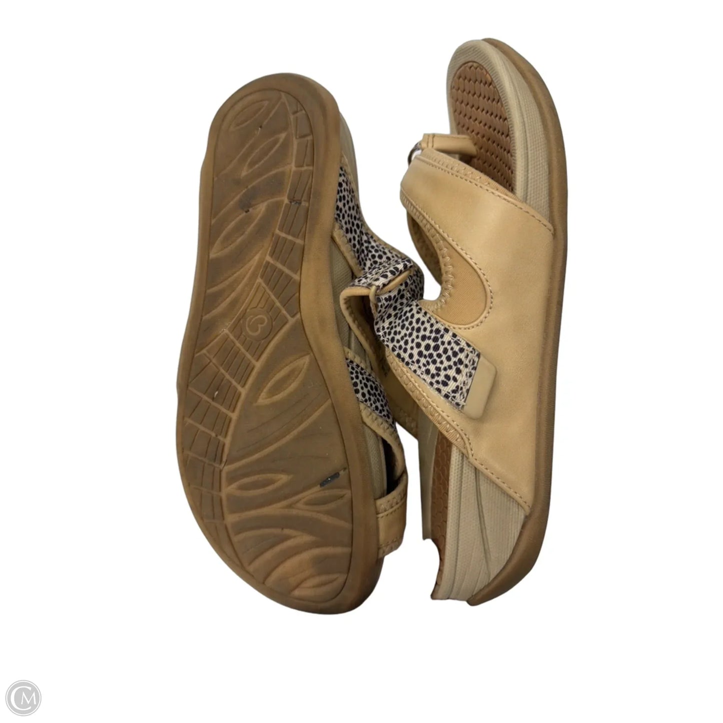 Sandals Flats By Bare Traps In Brown, Size: 9