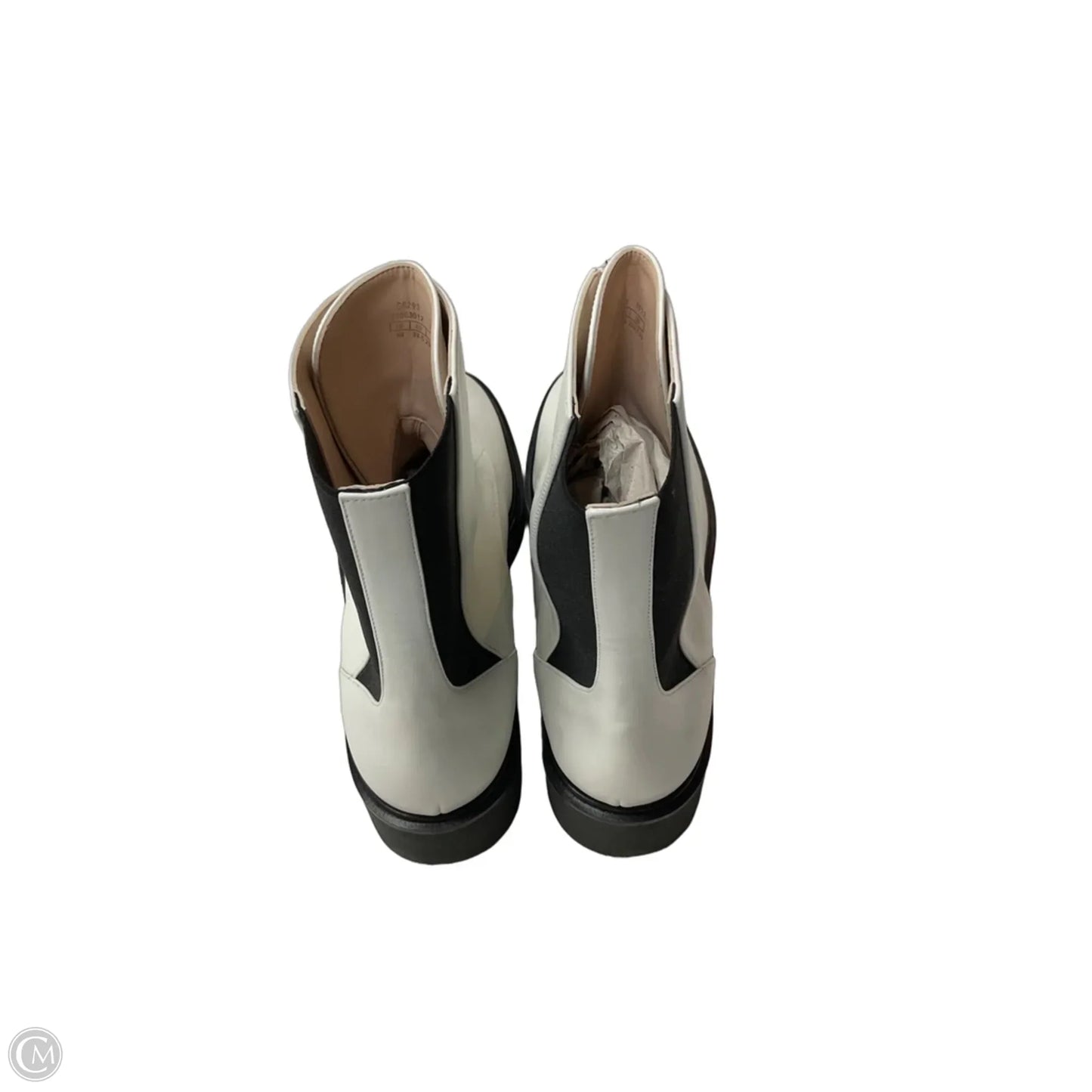 Boots Designer By Stuart Weitzman In White, Size: 9