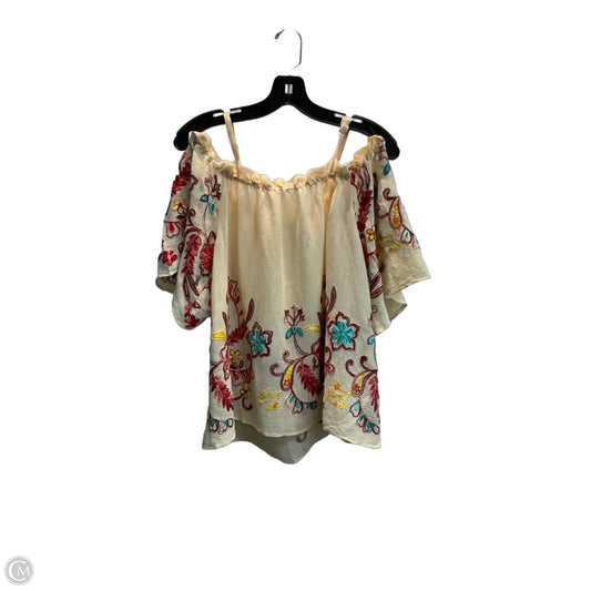 Top Short Sleeve By Cato In Cream, Size: L