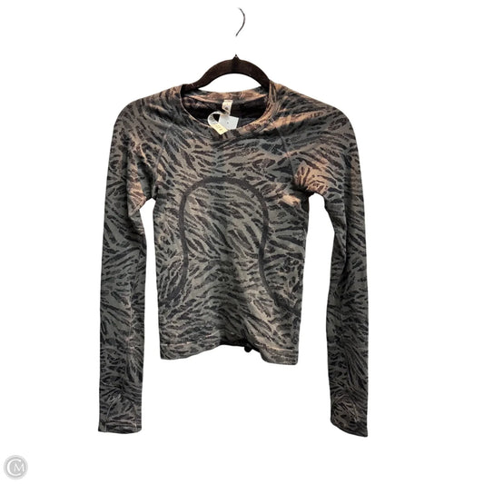 Athletic Top Long Sleeve Crewneck By Lululemon In Grey, Size: Xs