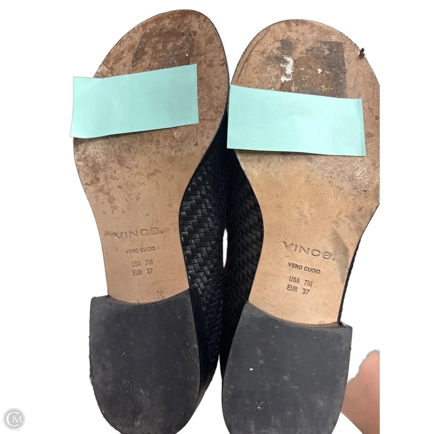 Shoes Flats By Vince In Black, Size: 7