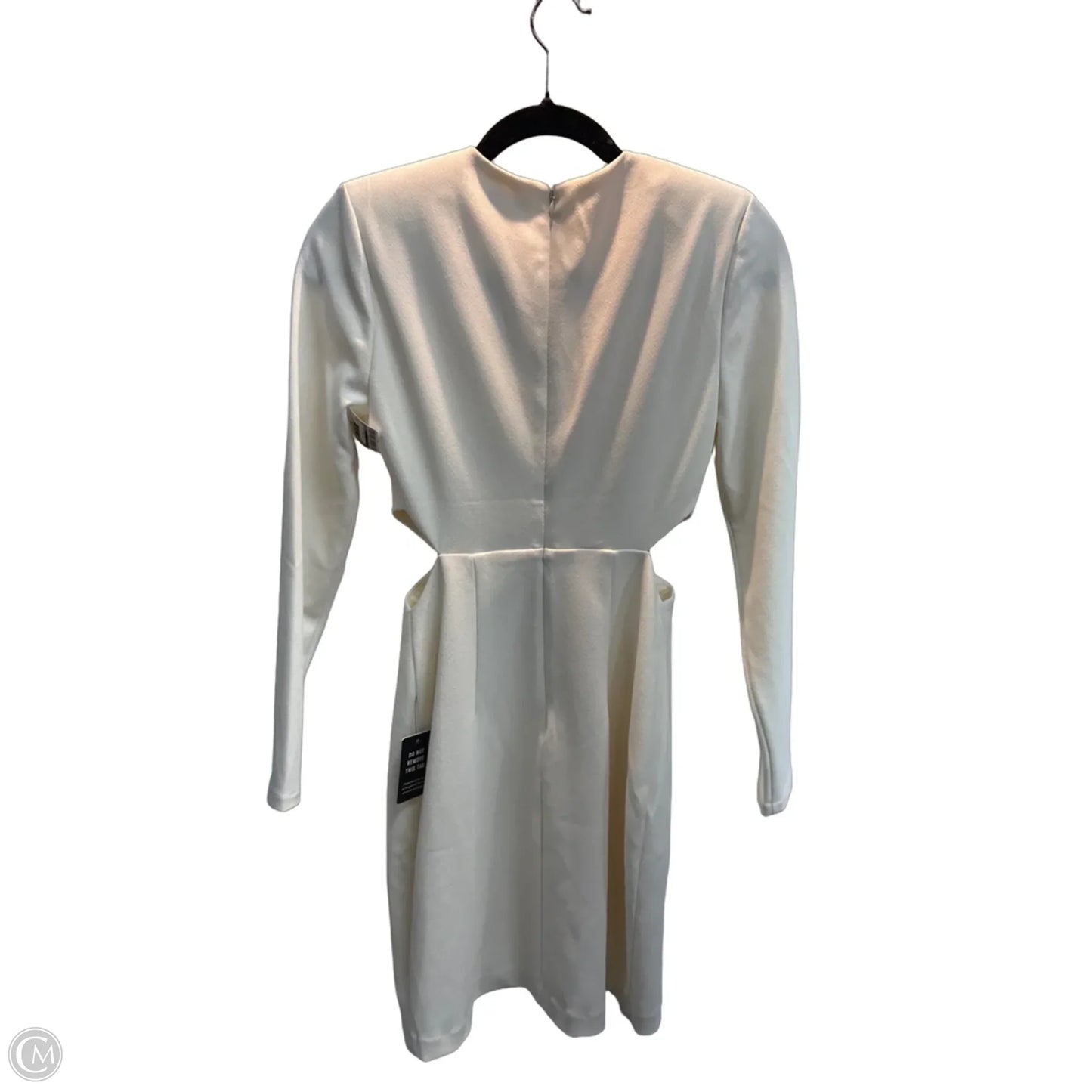Dress Party Short By Express In Cream, Size: Xs