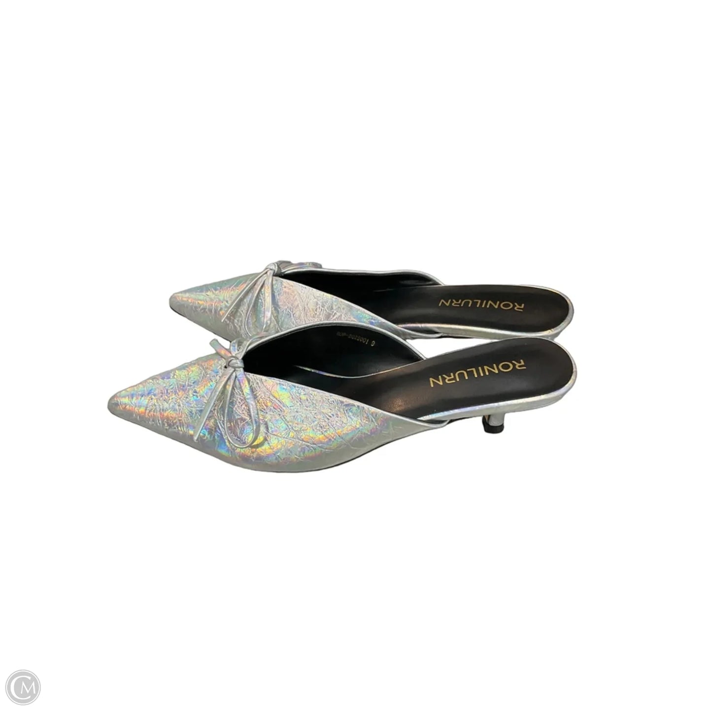 Shoes Heels Kitten By Clothes Mentor In Silver, Size: 9