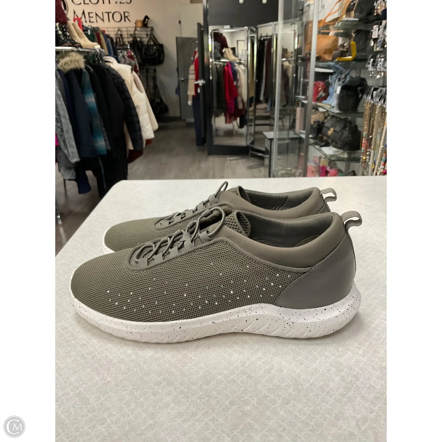 Shoes Athletic By Clarks In Grey, Size: 9