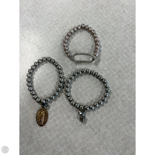 Bracelet Beaded By Clothes Mentor, Size: 03 Piece Set