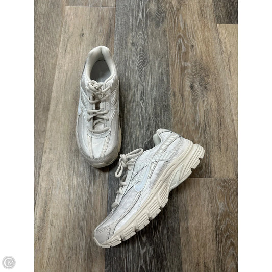Shoes Athletic By Nike In White, Size: 8