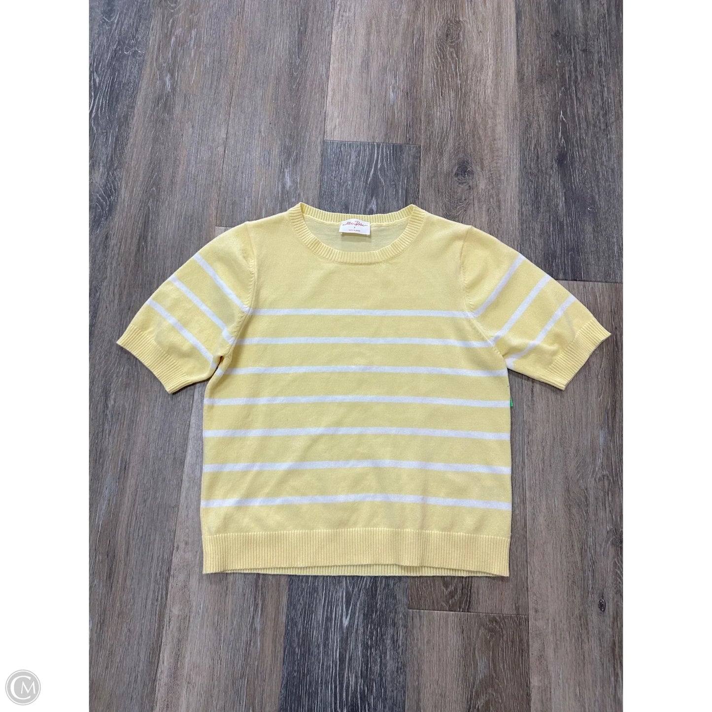 Top Short Sleeve By Allie Rose In Yellow, Size: S