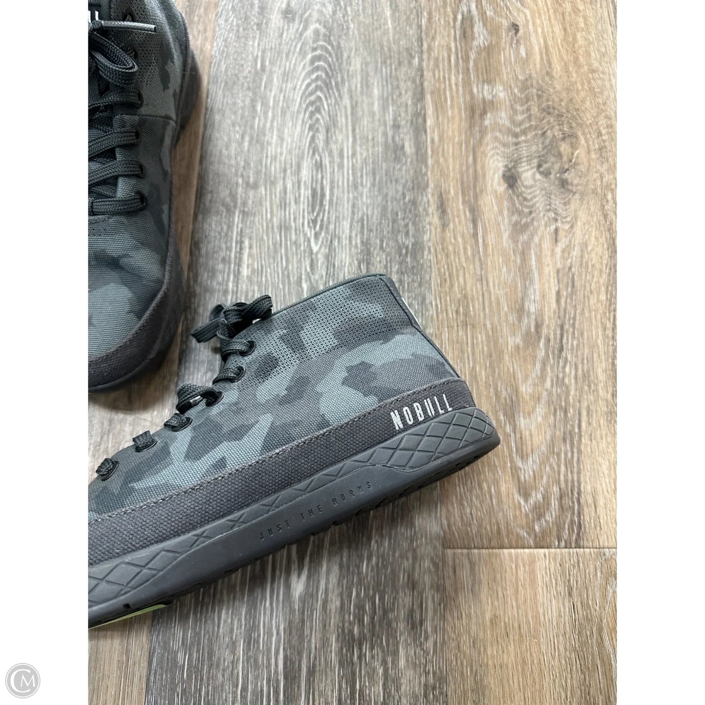 Shoes Athletic By Nobull In Grey, Size: 8.5