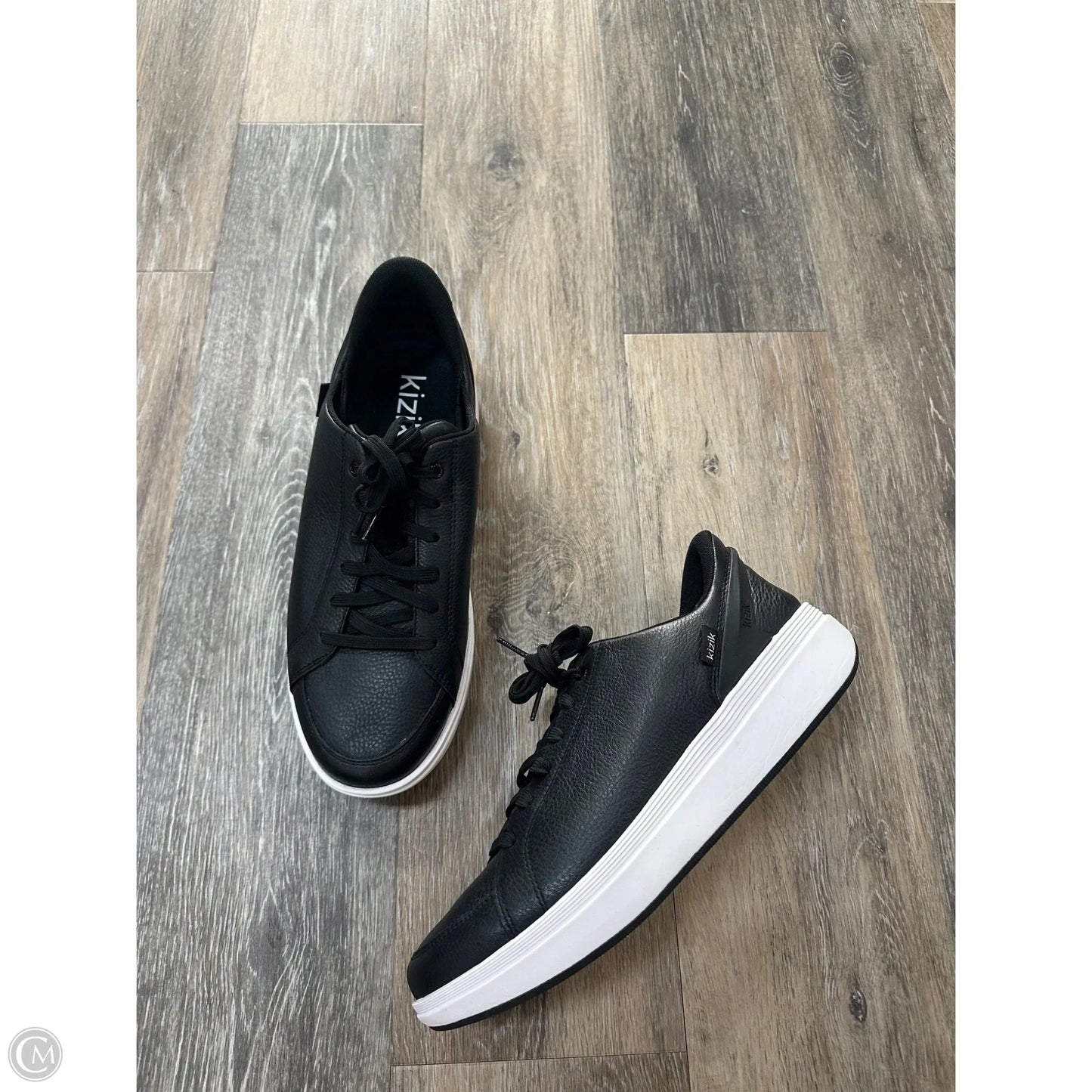 Shoes Athletic By Kizik In Black, Size: 11