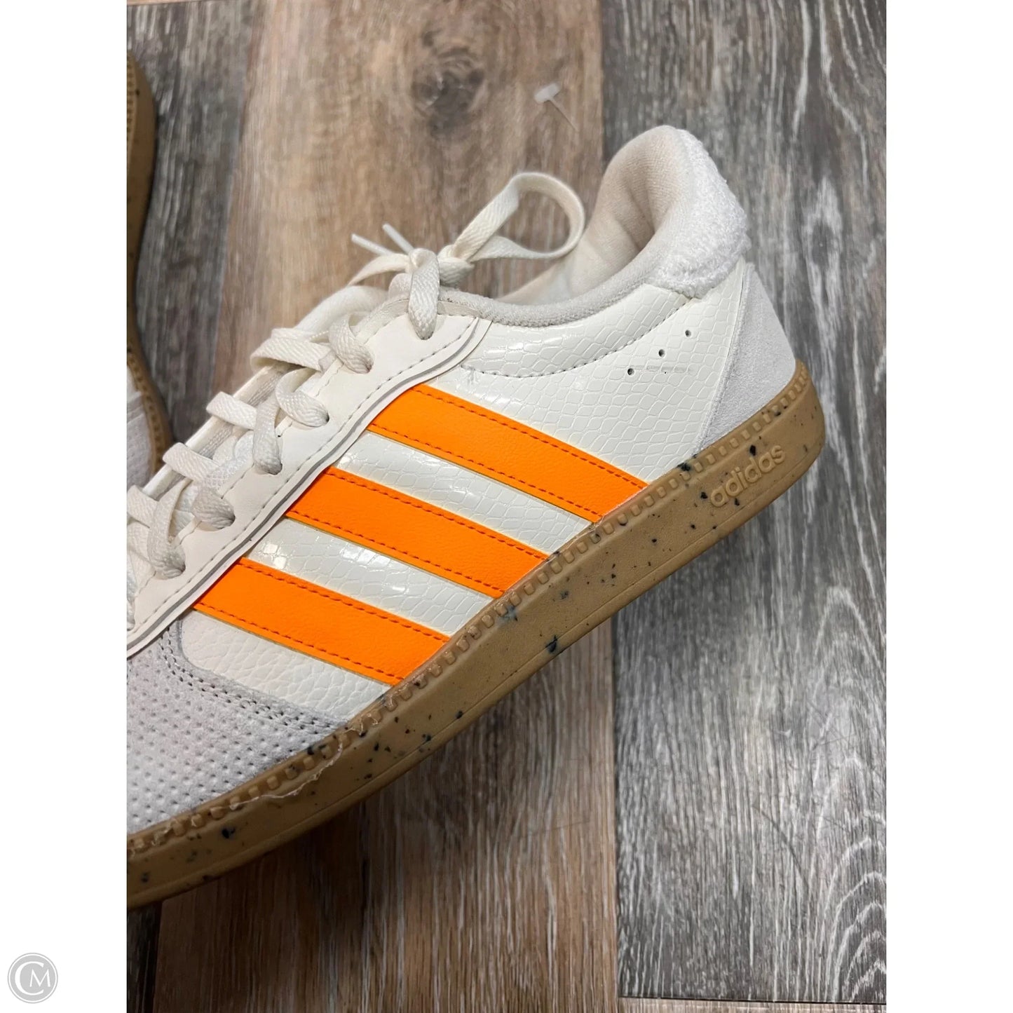 Shoes Athletic By Adidas In White, Size: 9.5