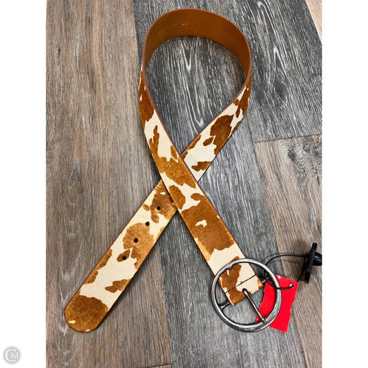 Belt Leather By Clothes Mentor, Size: Medium